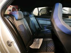 فولكسفاغن جولف R